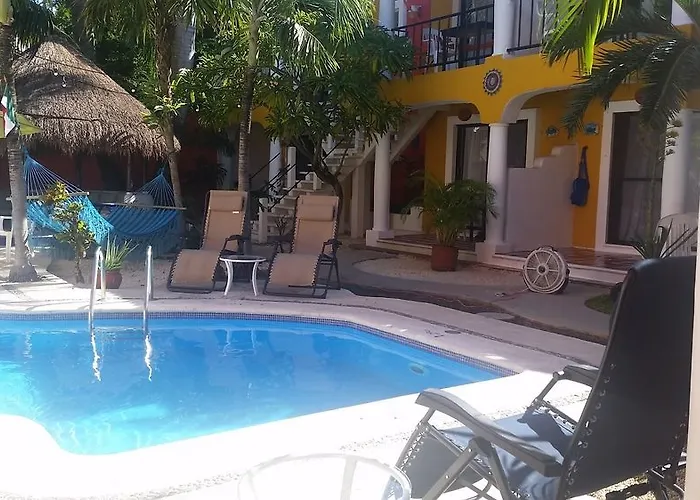El Acuario 3*