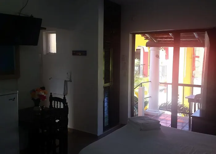 El Acuario 3*